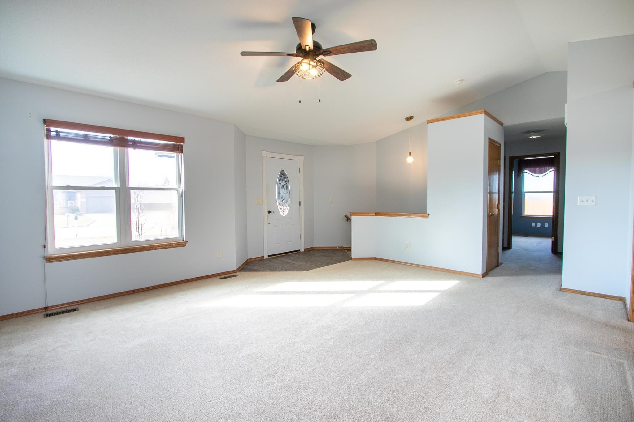 133 Sheffield Ct, Newton, Kansas image 3