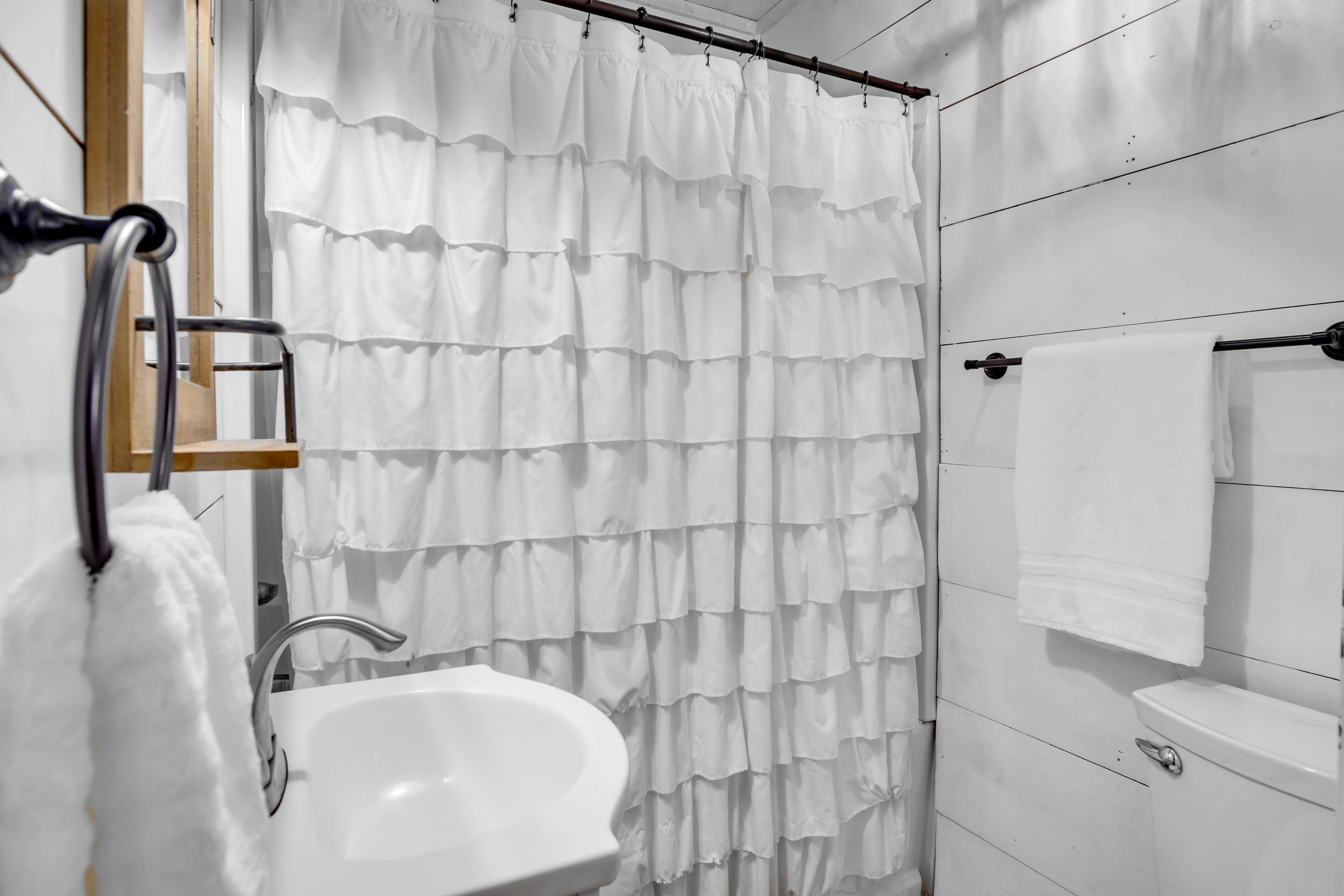 307 N Halstead Rd, Halstead, Kansas image 32
