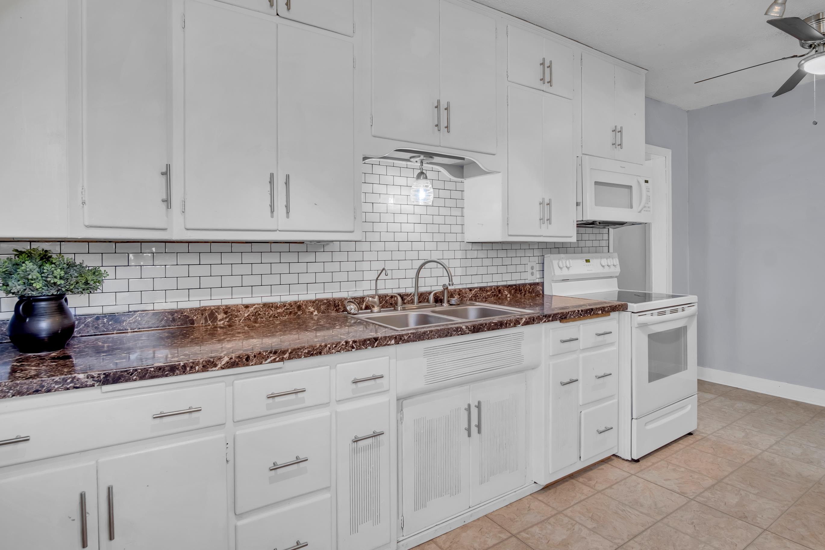 307 N Halstead Rd, Halstead, Kansas image 30