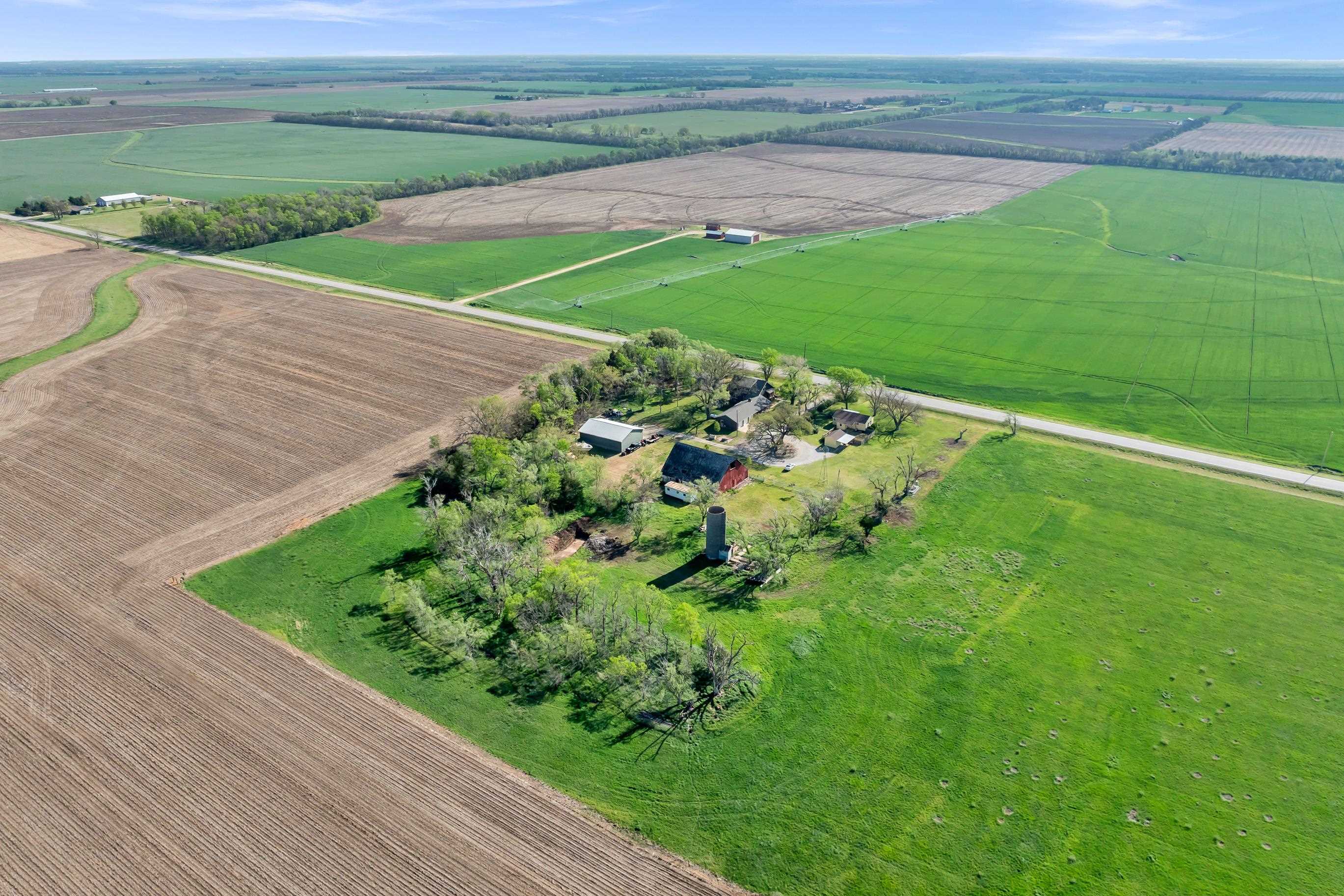 307 N Halstead Rd, Halstead, Kansas image 35