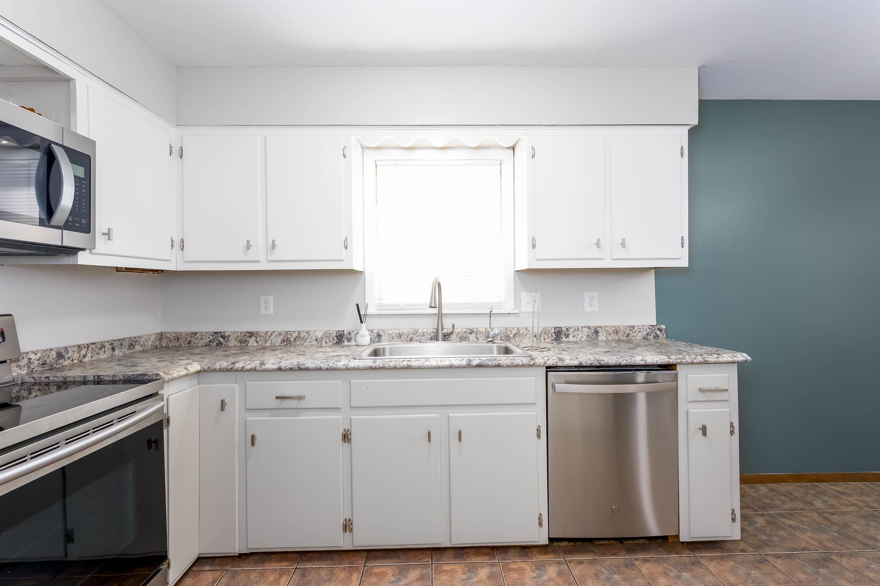 314 Southwind Dr, Valley Center, Kansas image 10