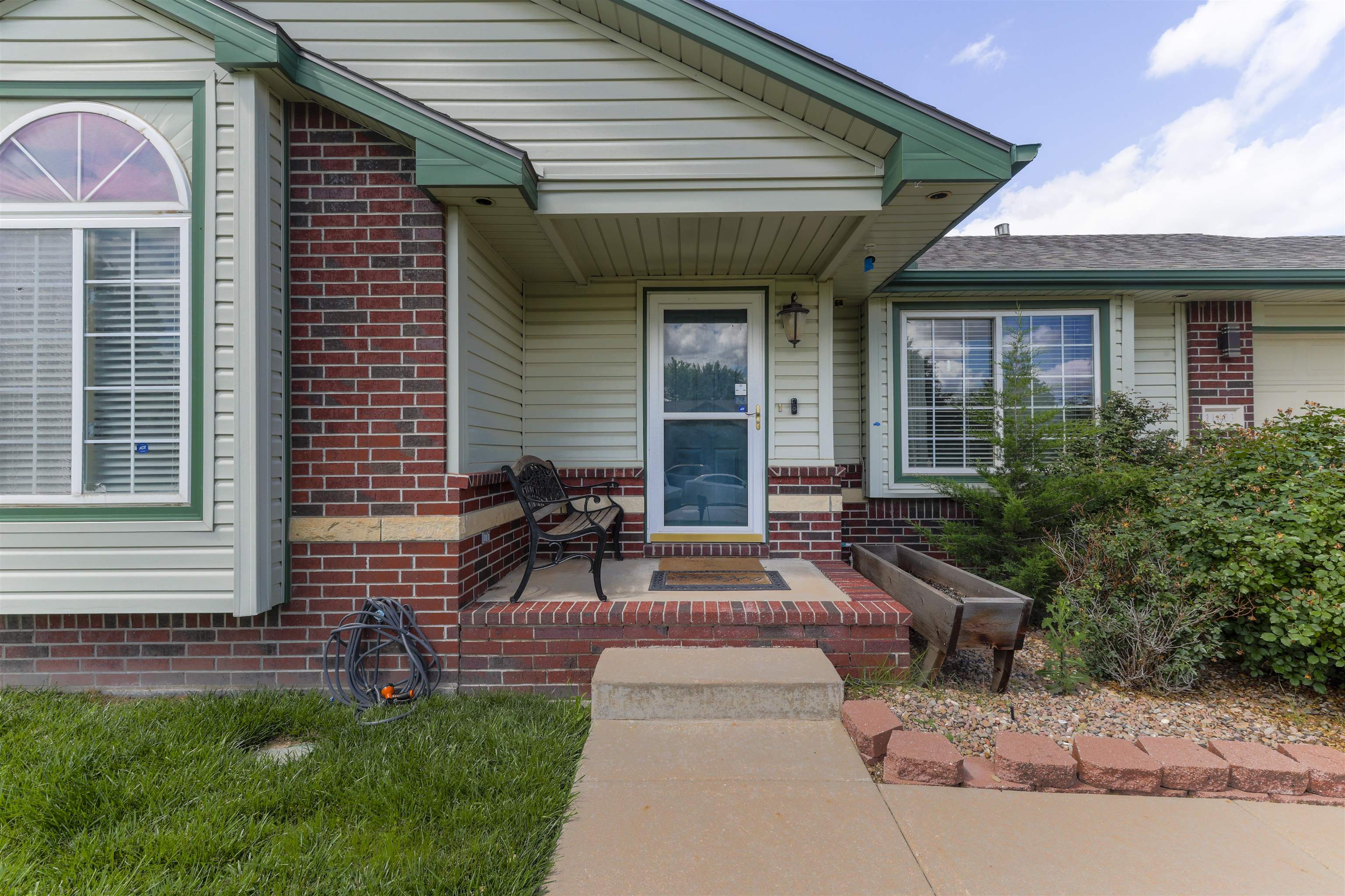 11423 W May Ct, Wichita, Virginia image 3