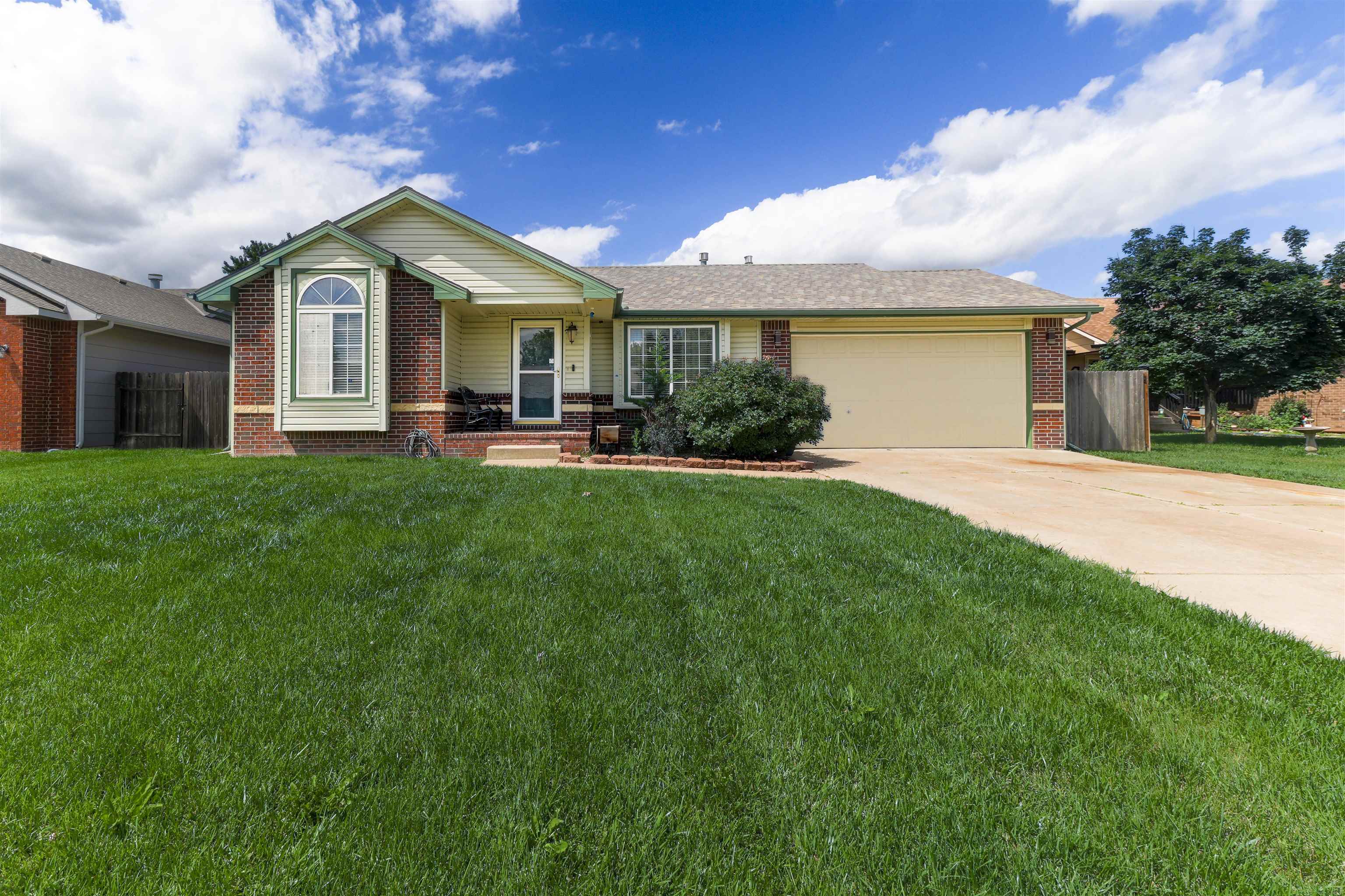 11423 W May Ct, Wichita, Virginia image 1