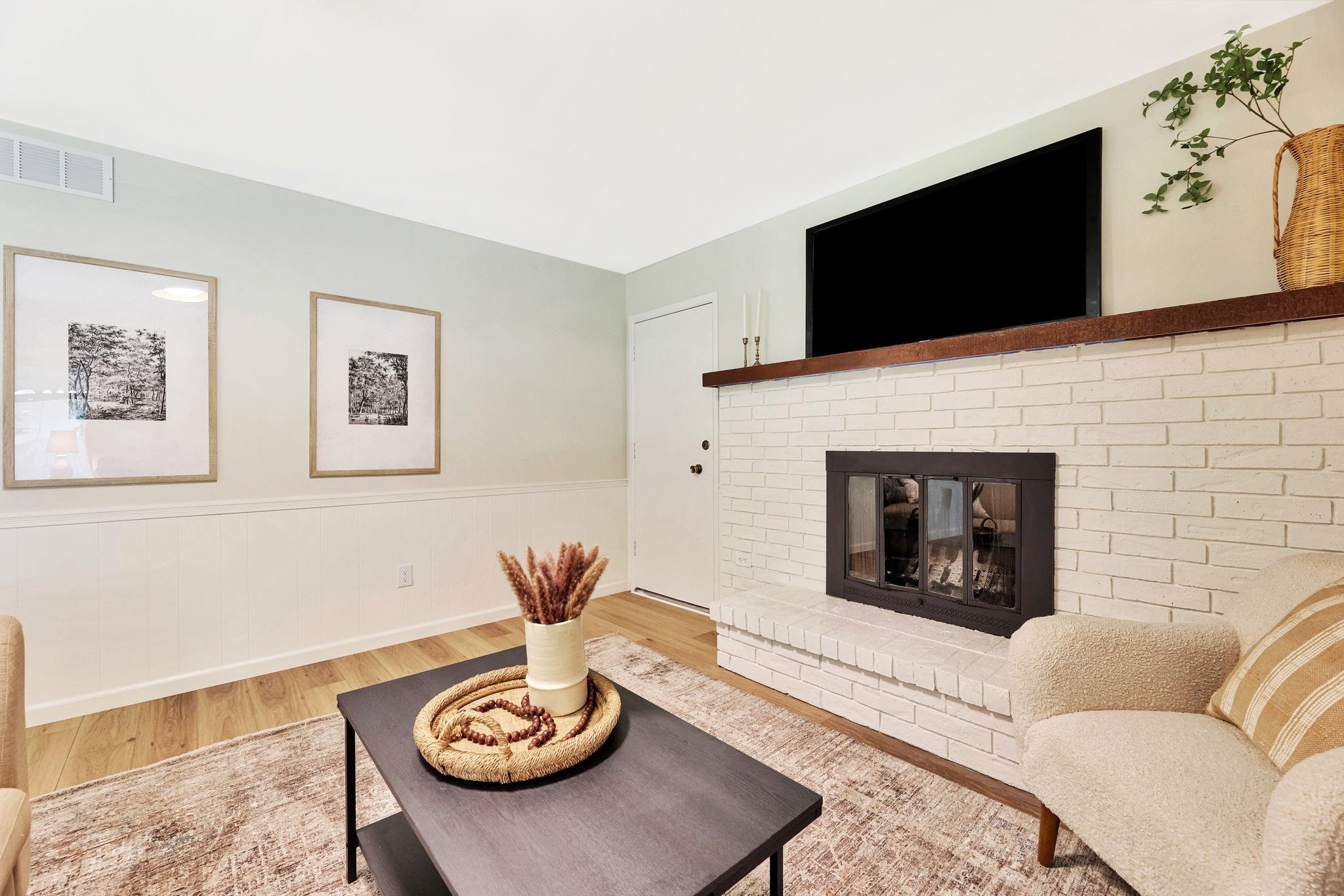 Wichita, Kansas 67207, United States, 3 Bedrooms Bedrooms, ,2 BathroomsBathrooms,Residential,Pending,53714