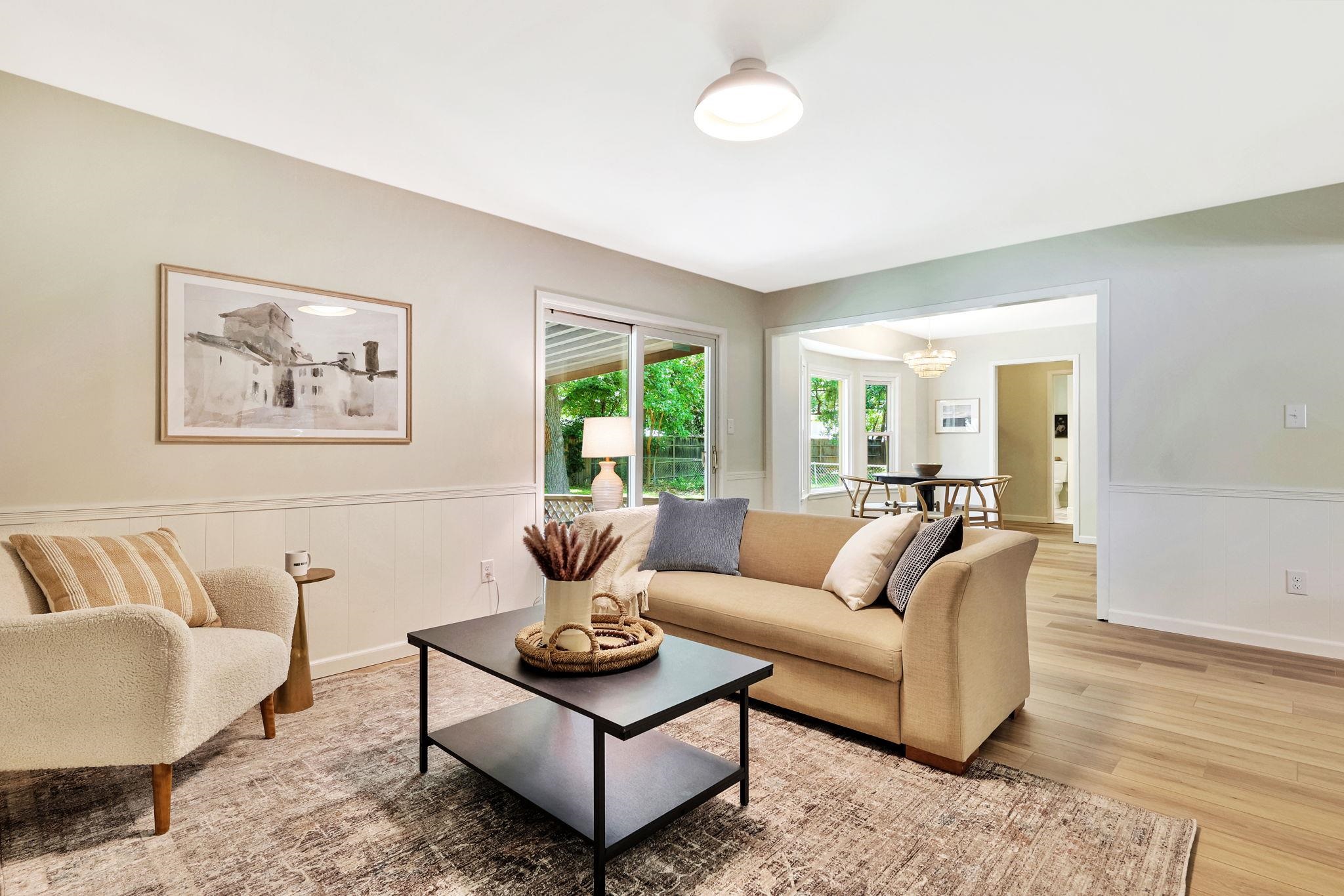 Wichita, Kansas 67207, United States, 3 Bedrooms Bedrooms, ,2 BathroomsBathrooms,Residential,Pending,53714