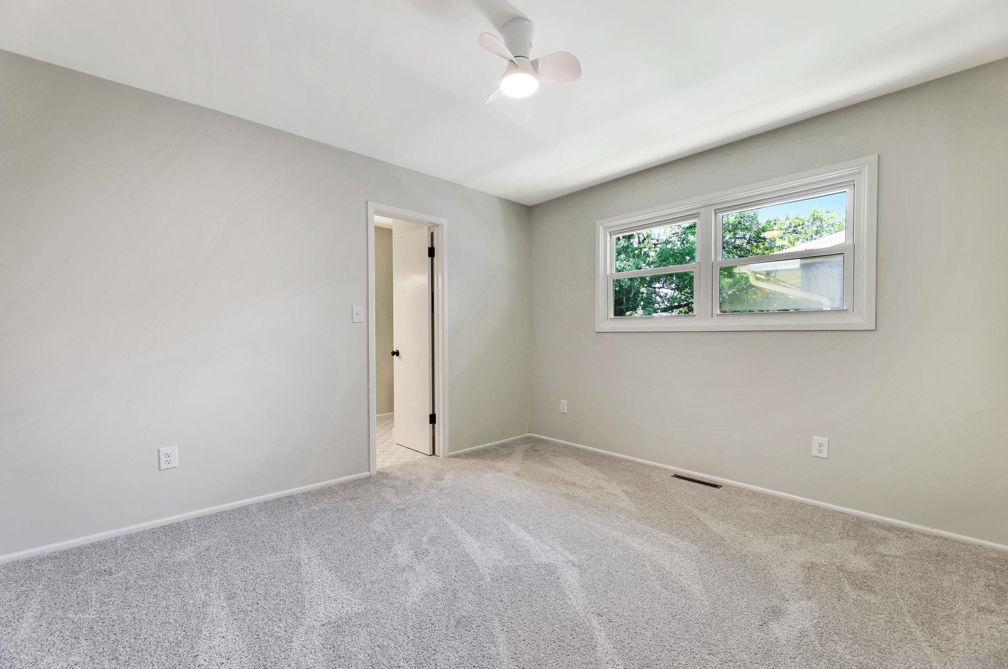 Wichita, Kansas 67207, United States, 3 Bedrooms Bedrooms, ,2 BathroomsBathrooms,Residential,Pending,53714