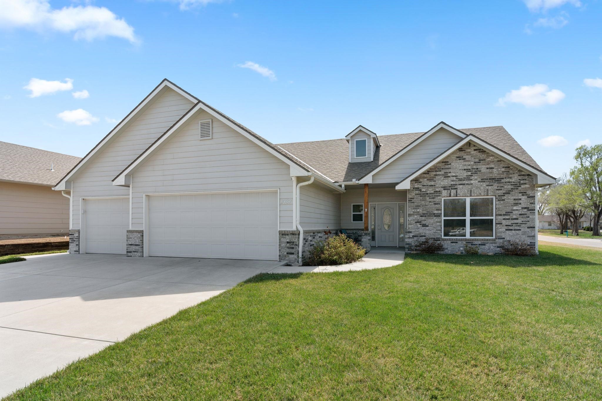 1437 Norwood Ave, El Dorado, Kansas image 2