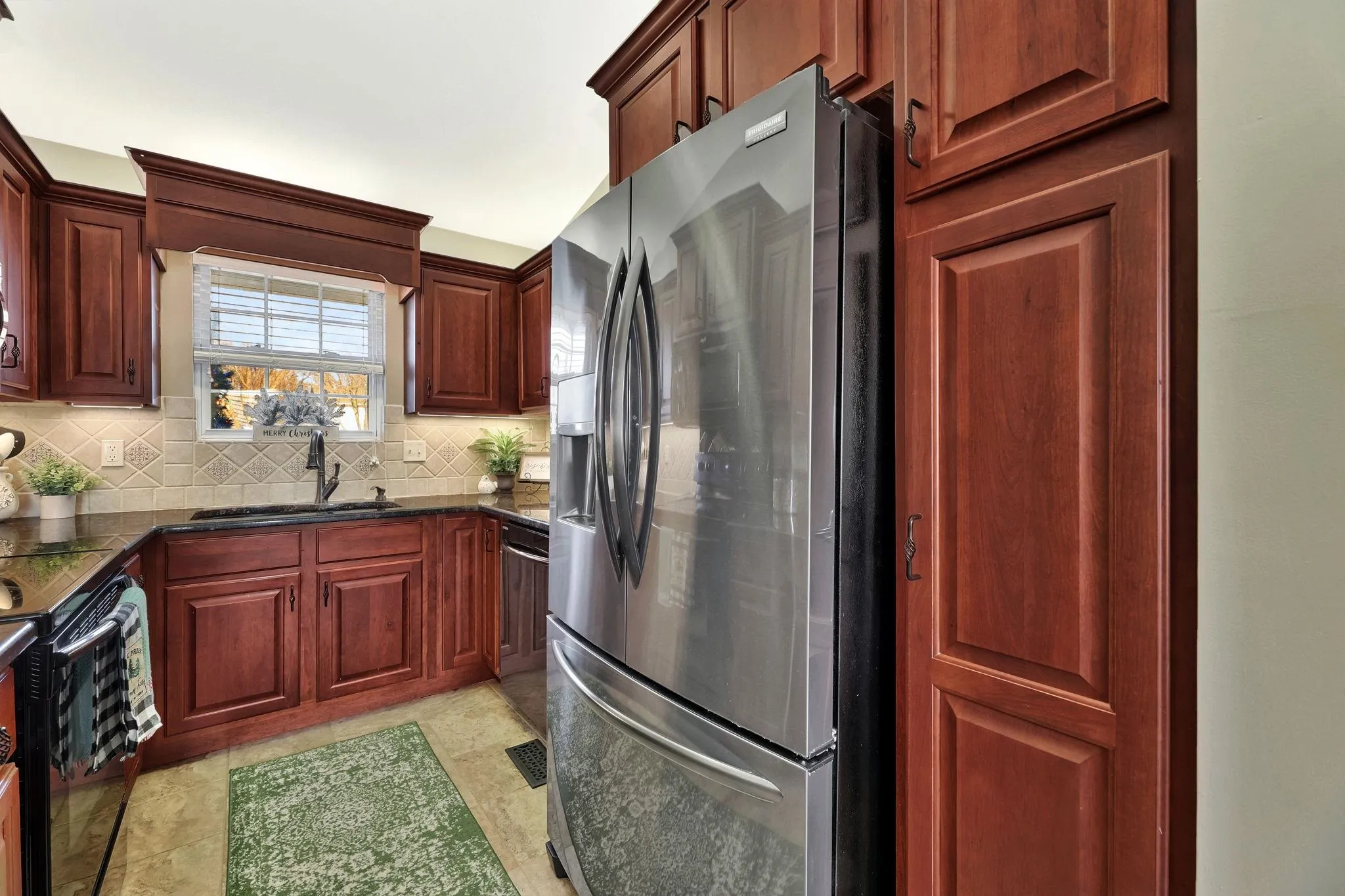 Derby, Kansas 67037, United States, 4 Bedrooms Bedrooms, ,3 BathroomsBathrooms,Residential,Pending,26330