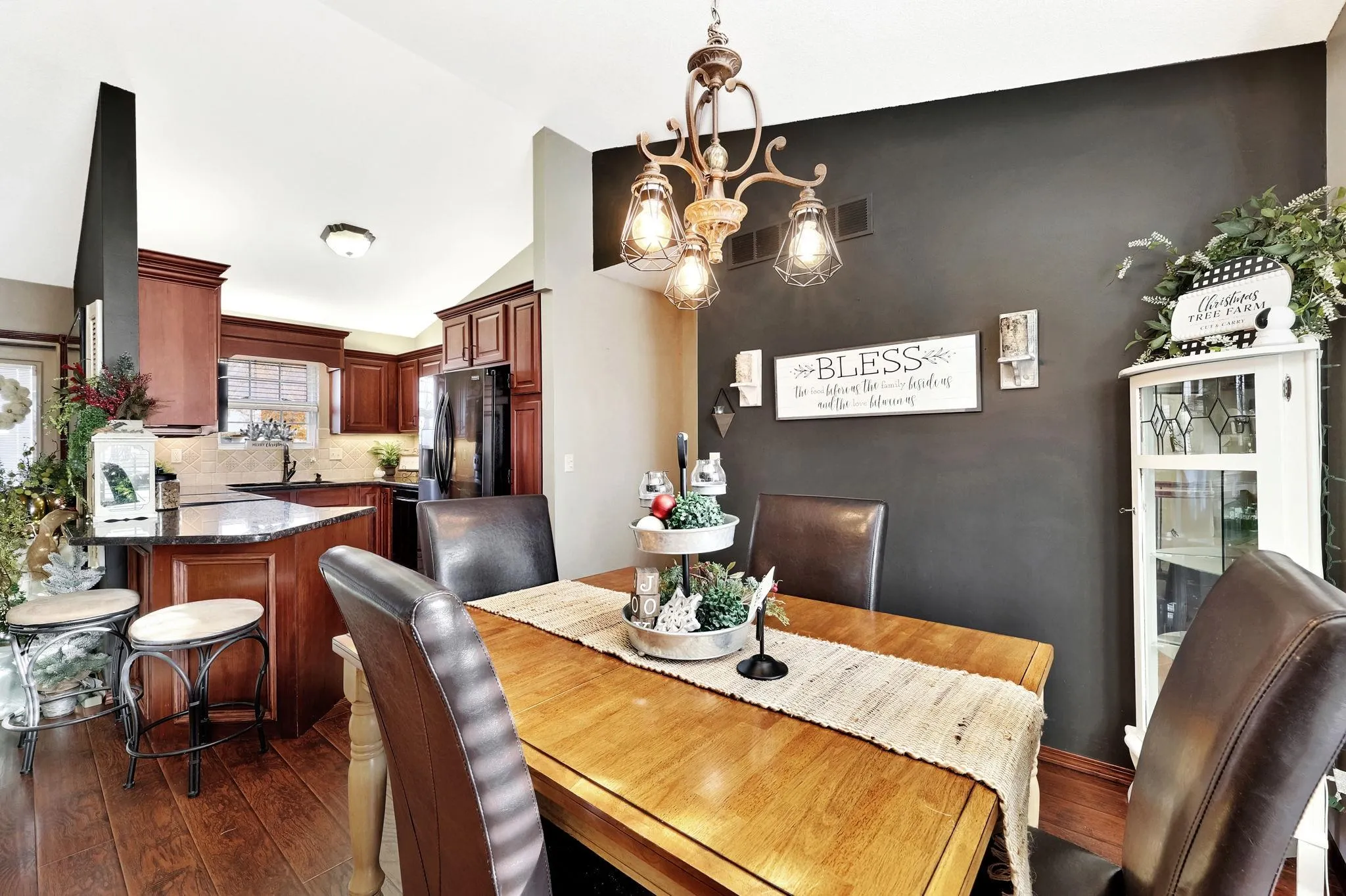 Derby, Kansas 67037, United States, 4 Bedrooms Bedrooms, ,3 BathroomsBathrooms,Residential,Pending,26330