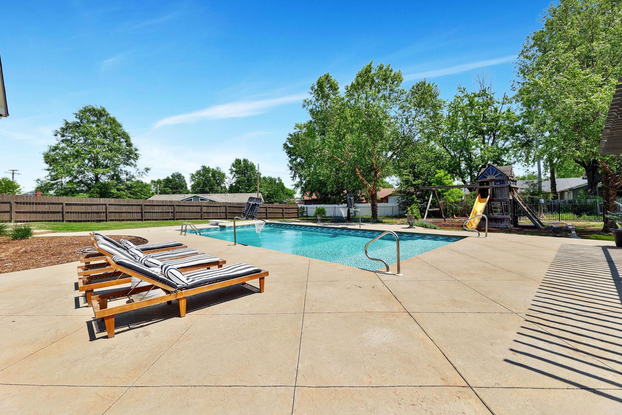 11 Crestway, Wellington, Kansas image 34