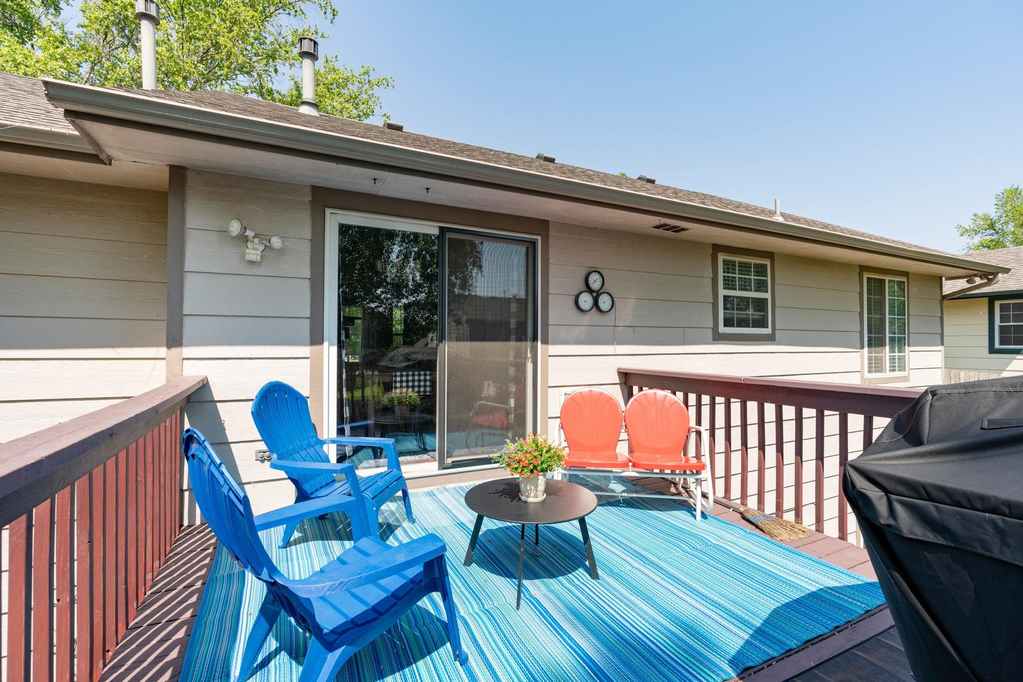 Bel Aire, Kansas 67220, United States, 5 Bedrooms Bedrooms, ,3 BathroomsBathrooms,Residential,Pending,57667