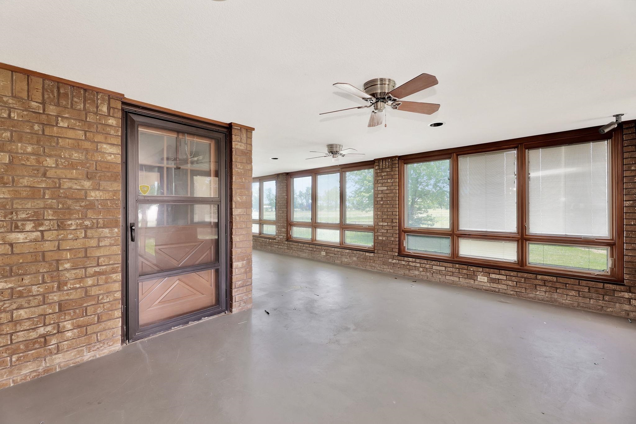 9637 N Hydraulic St, Valley Center, Kansas image 12
