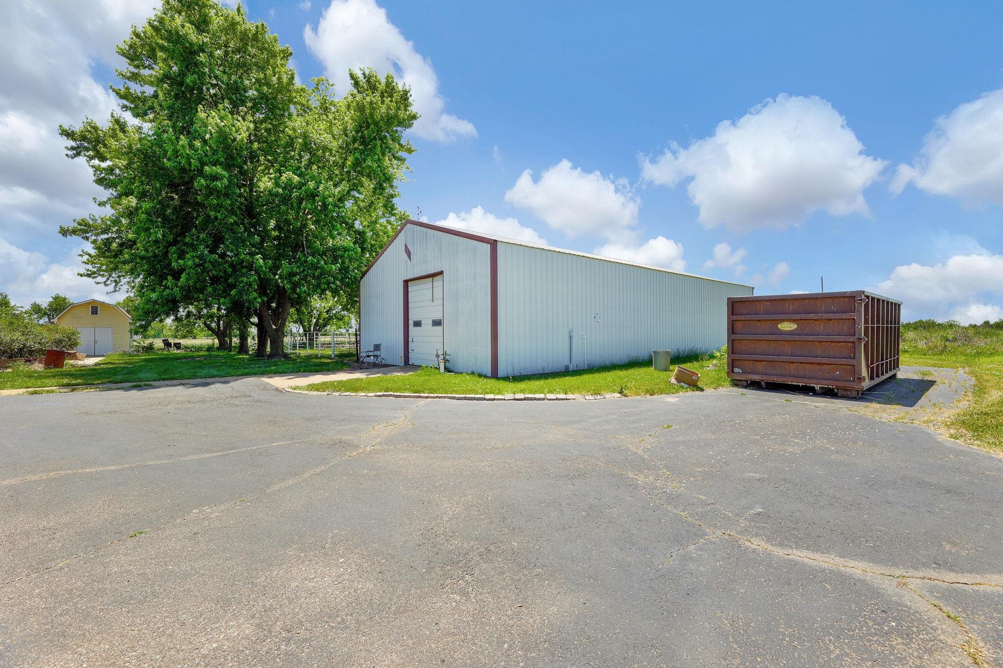 9637 N Hydraulic St, Valley Center, Kansas image 31