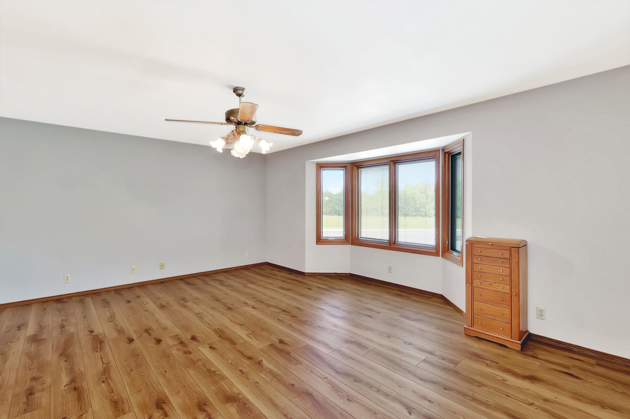9637 N Hydraulic St, Valley Center, Kansas image 10
