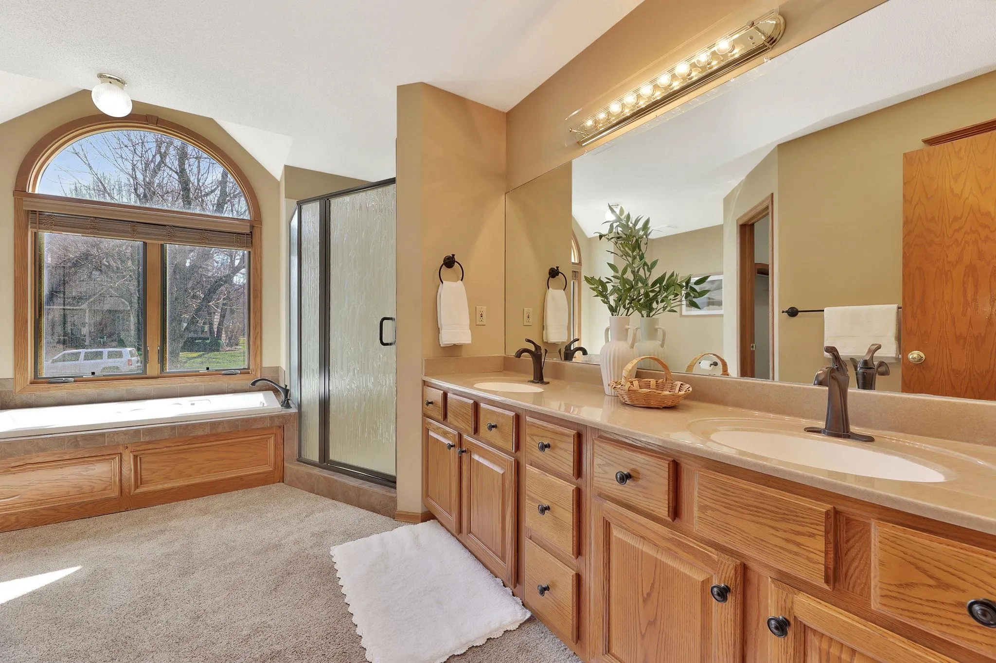 Wichita, Kansas 67226, United States, 5 Bedrooms Bedrooms, ,4 BathroomsBathrooms,Residential,Active,87711