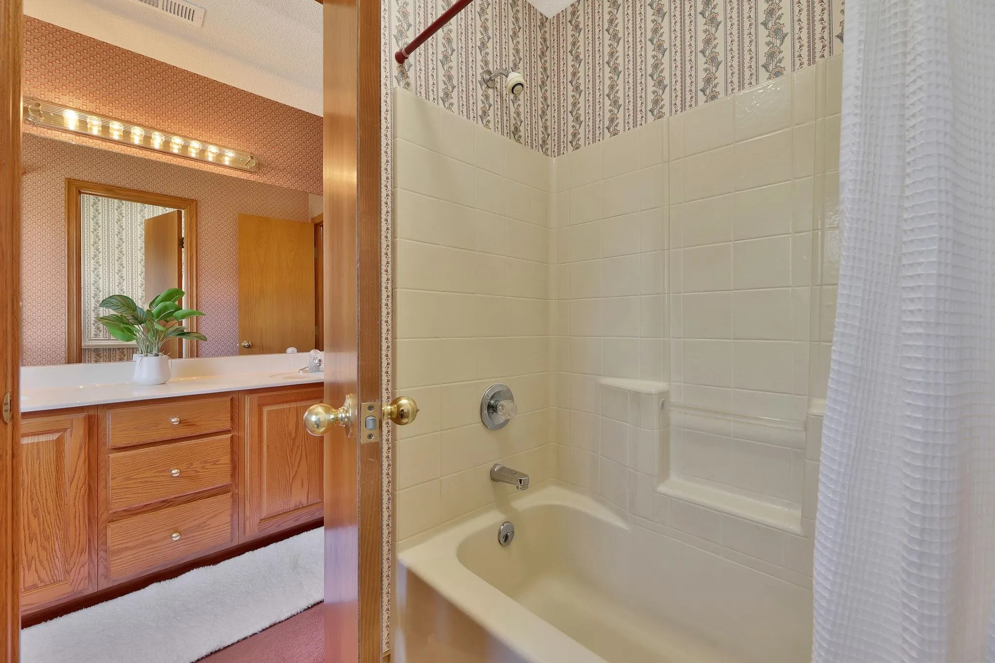 Wichita, Kansas 67226, United States, 5 Bedrooms Bedrooms, ,4 BathroomsBathrooms,Residential,Active,87711