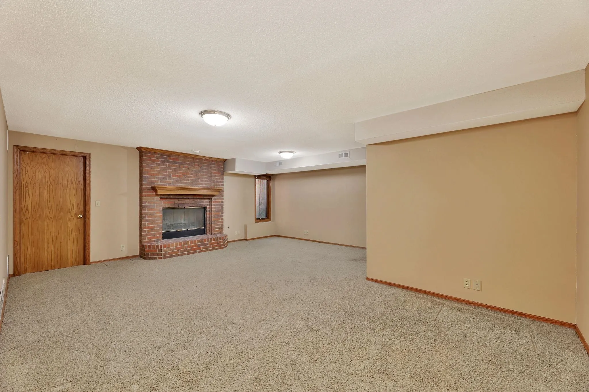 Wichita, Kansas 67226, United States, 5 Bedrooms Bedrooms, ,4 BathroomsBathrooms,Residential,Active,87711