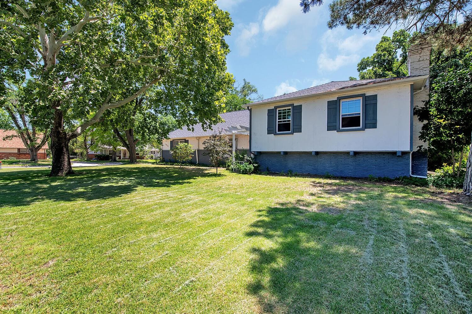 1030 N Vincent St, Wichita, Virginia image 3
