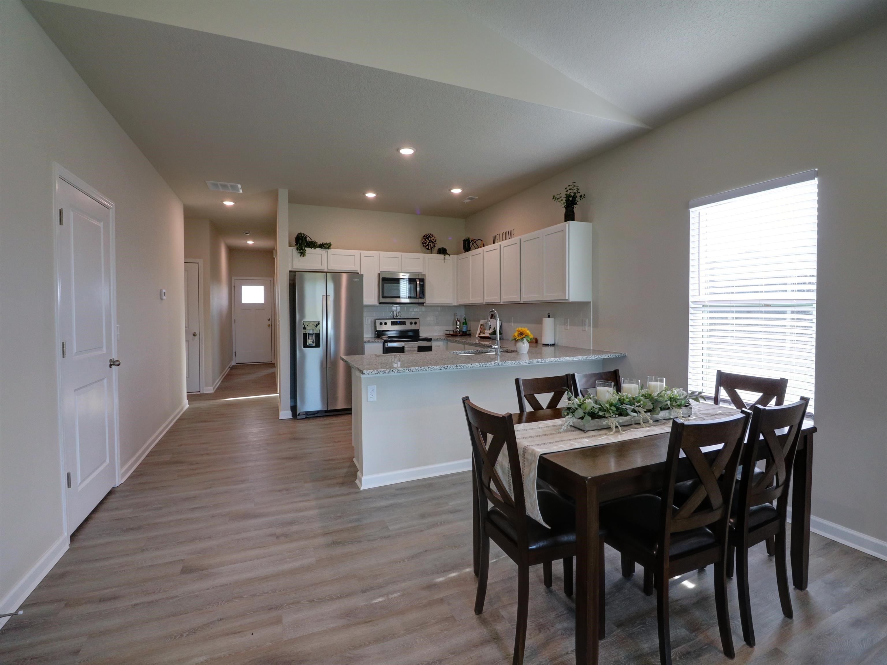 1007 Eastlinks Ct, McPherson, Kansas image 6