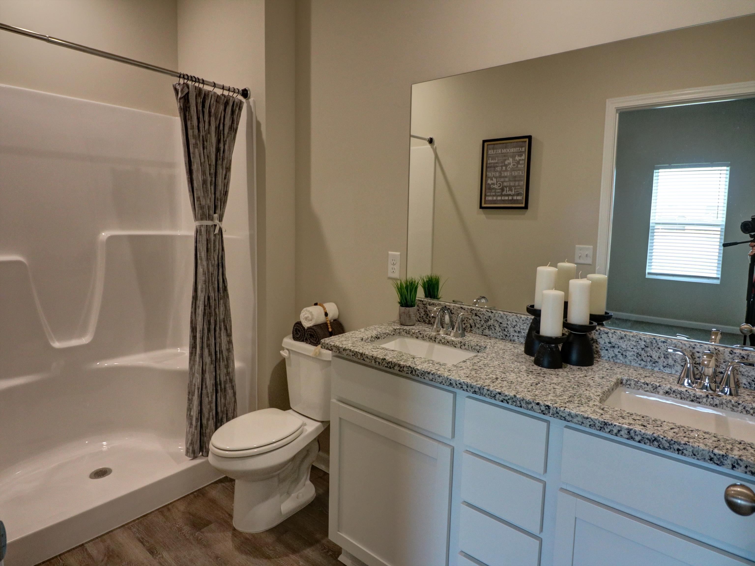 1007 Eastlinks Ct, McPherson, Kansas image 13