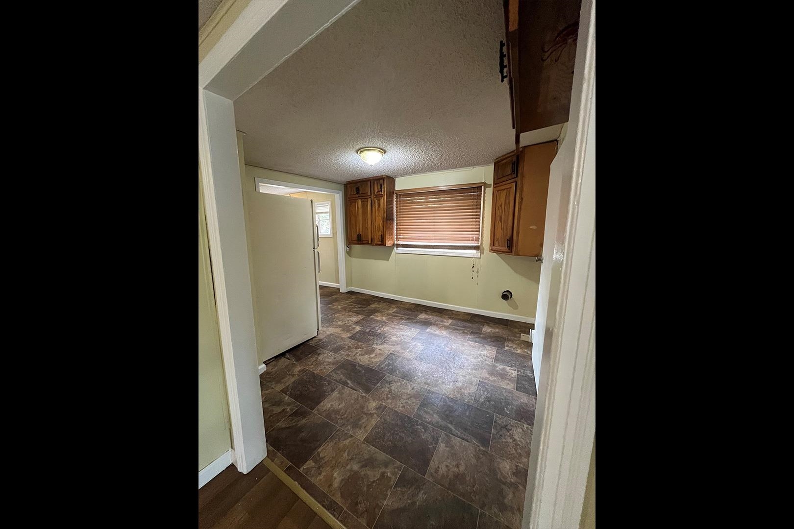 1241 N Lorraine Ave, Wichita, Kansas image 9
