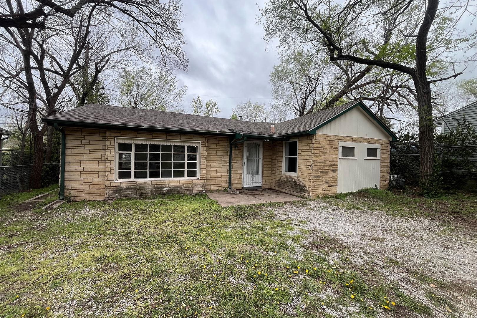 1241 N Lorraine Ave, Wichita, Kansas image 2