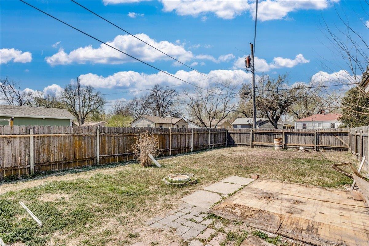311 N Burns Ave, Valley Center, Kansas image 32
