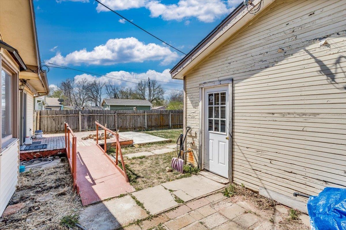 311 N Burns Ave, Valley Center, Kansas image 28