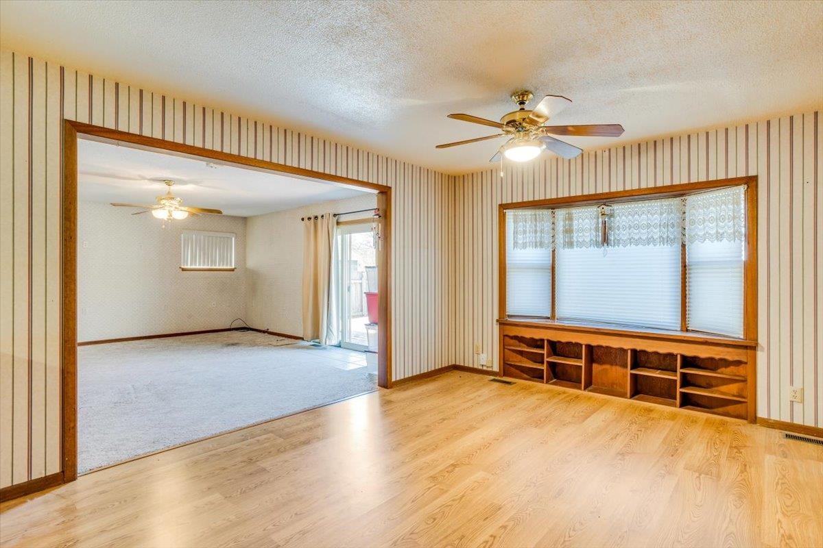 311 N Burns Ave, Valley Center, Kansas image 13