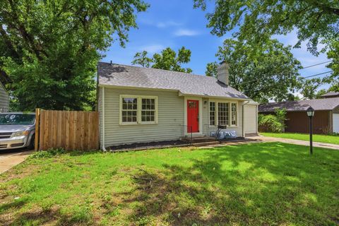 Homes For Sale - 2411 W 14th St<br/> Wichita, KS 67203