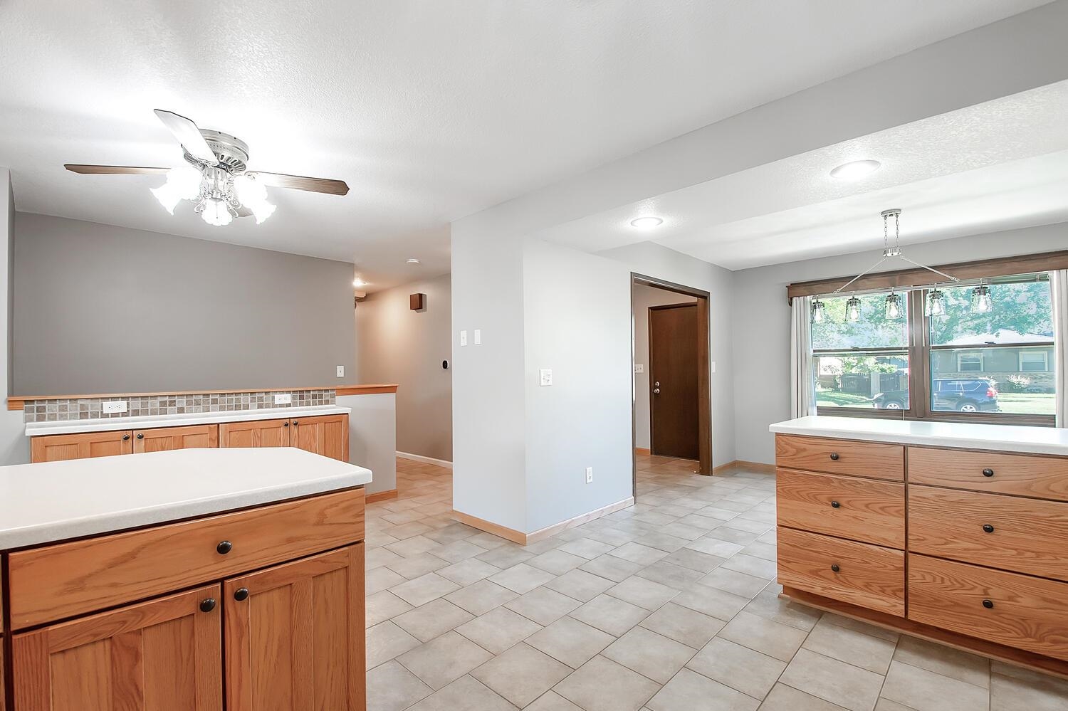 1513 E Carolyn St, Derby, Kansas image 4