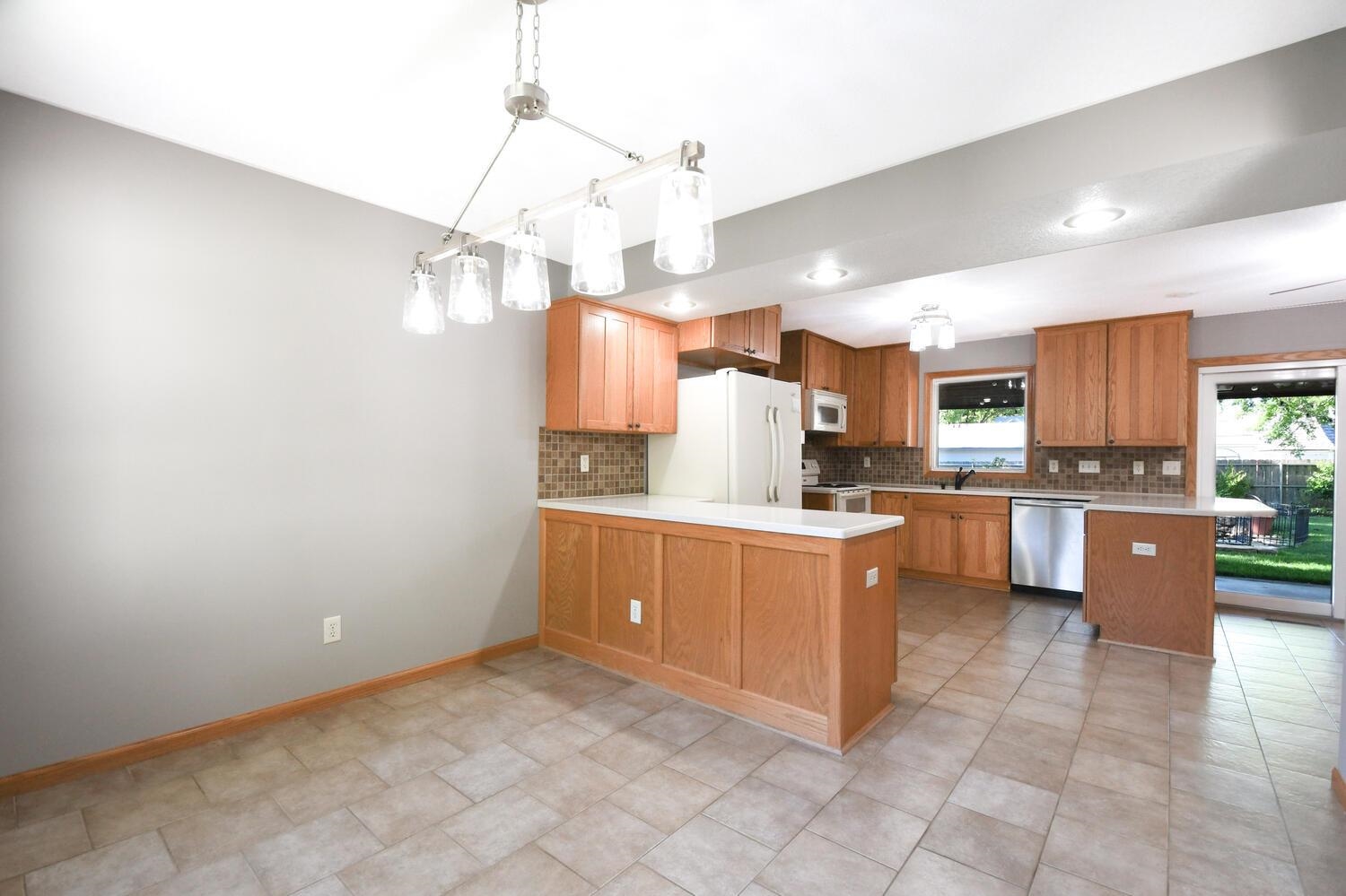 1513 E Carolyn St, Derby, Kansas image 3