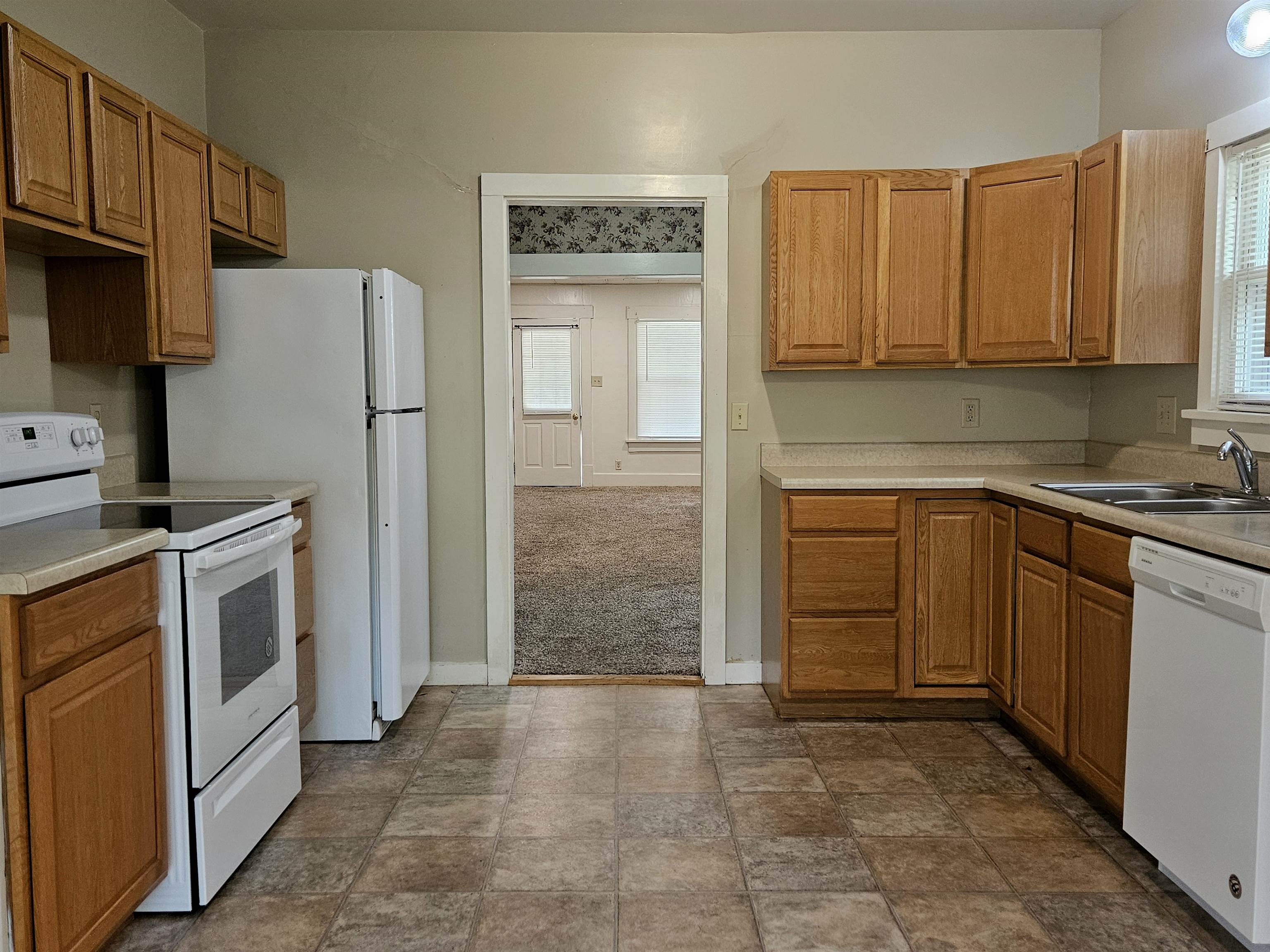 507 N Topeka St, El Dorado, Kansas image 7