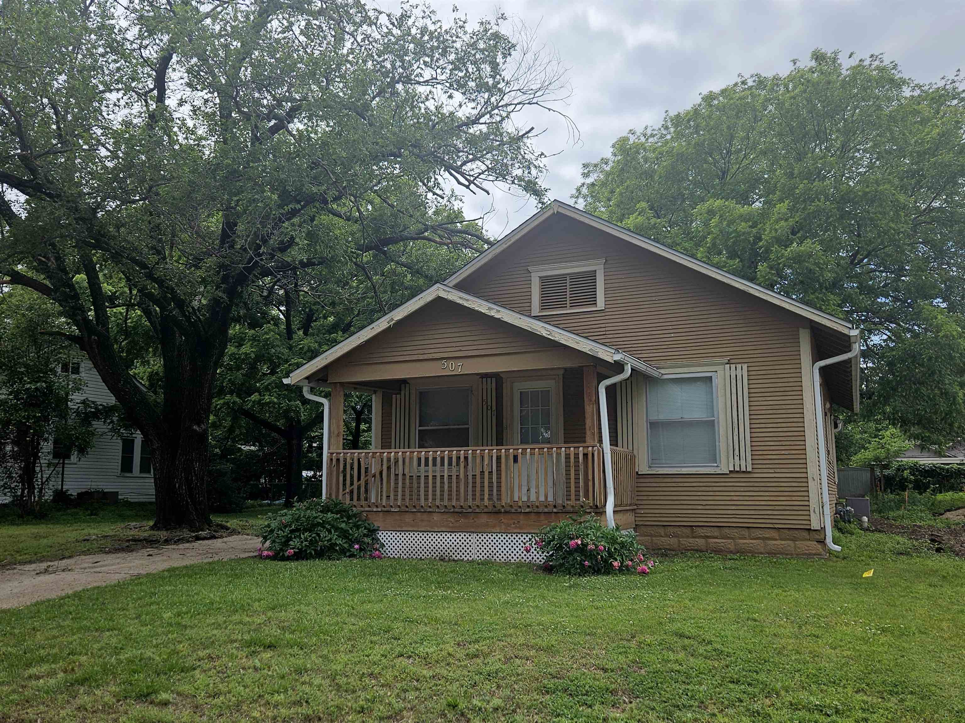 507 N Topeka St, El Dorado, Kansas image 17