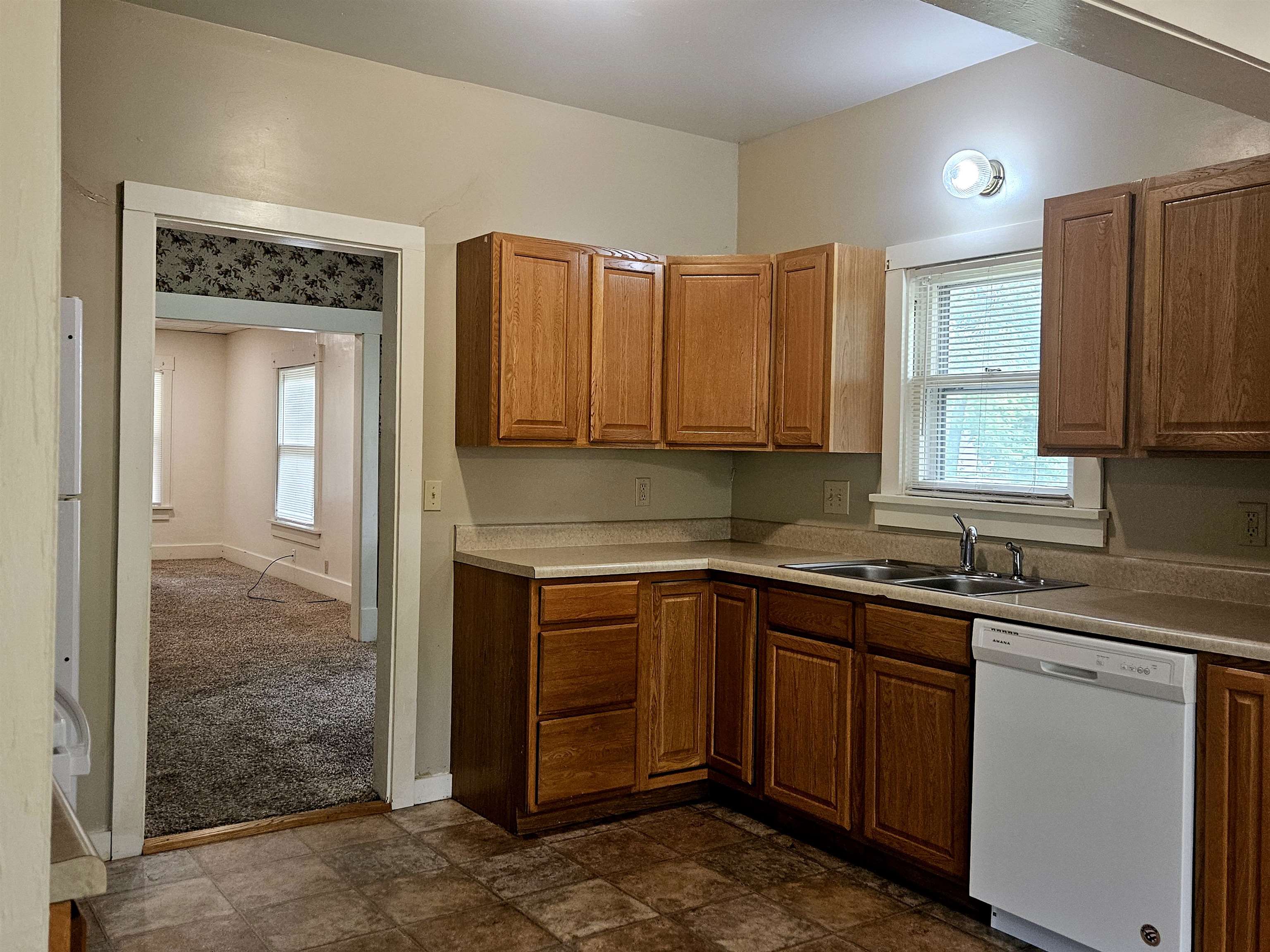 507 N Topeka St, El Dorado, Kansas image 6