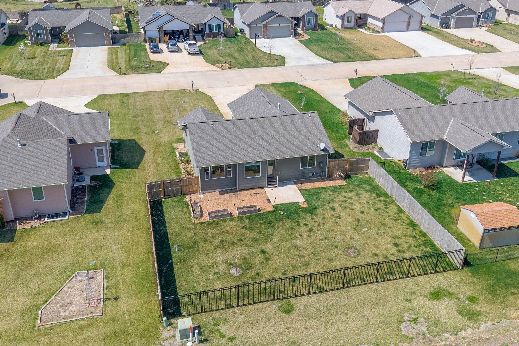 1424 Main St, Halstead, Kansas image 33