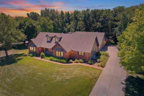 Homes For Sale - 301 Campus Ct<br/> North Newton, KS 67117
