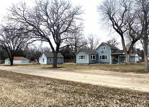 Homes For Sale - 601 N Stricklers Ave<br/> Ottawa County, Delphos, KS 67436