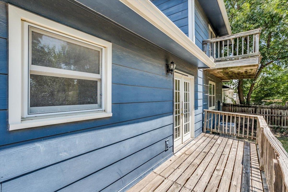 Wichita, Kansas 67207, United States, 3 Bedrooms Bedrooms, ,3 BathroomsBathrooms,Residential,Pending,50429