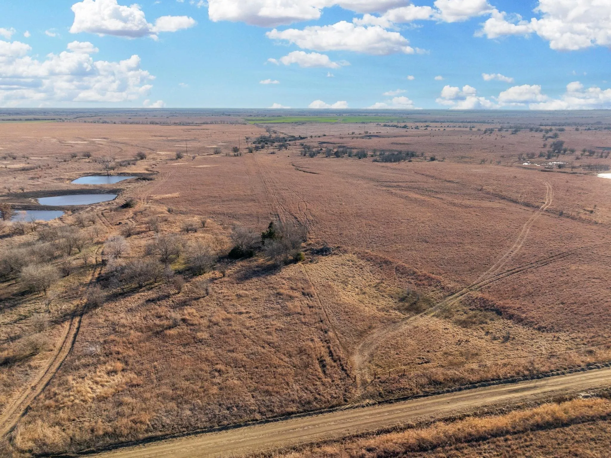 Wellington, Kansas 67152, United States, ,Residential,Pending,138059