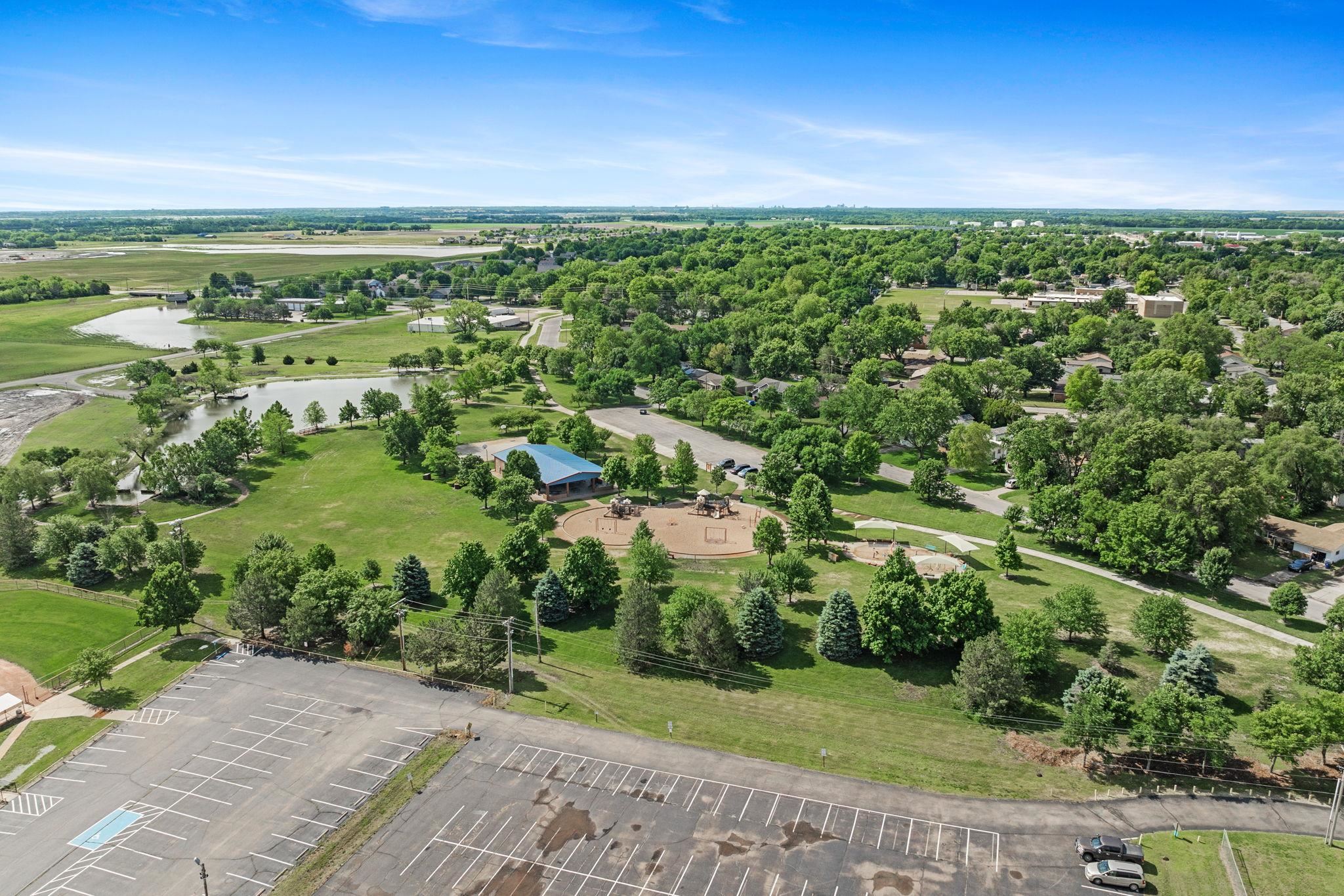 652 N Meridian Ave, Valley Center, Kansas image 30
