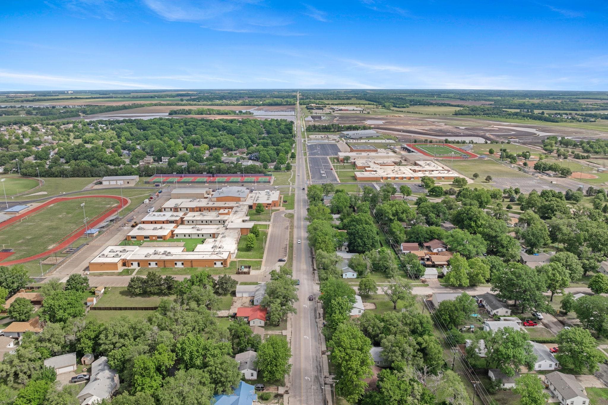 652 N Meridian Ave, Valley Center, Kansas image 26