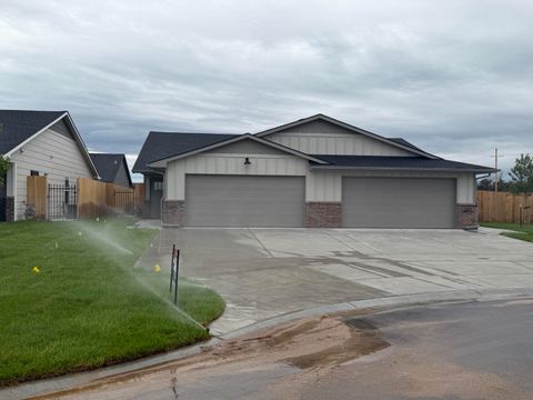 Multifamily For Sale - 2857 S Cedar Crest Ct<br/> Wichita, KS 67215