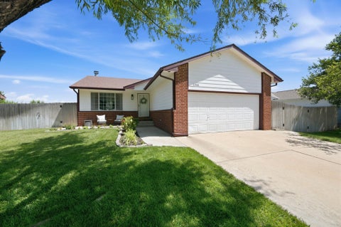 Homes For Sale - 11708 W Ryan Pl<br/> Wichita, KS 67205