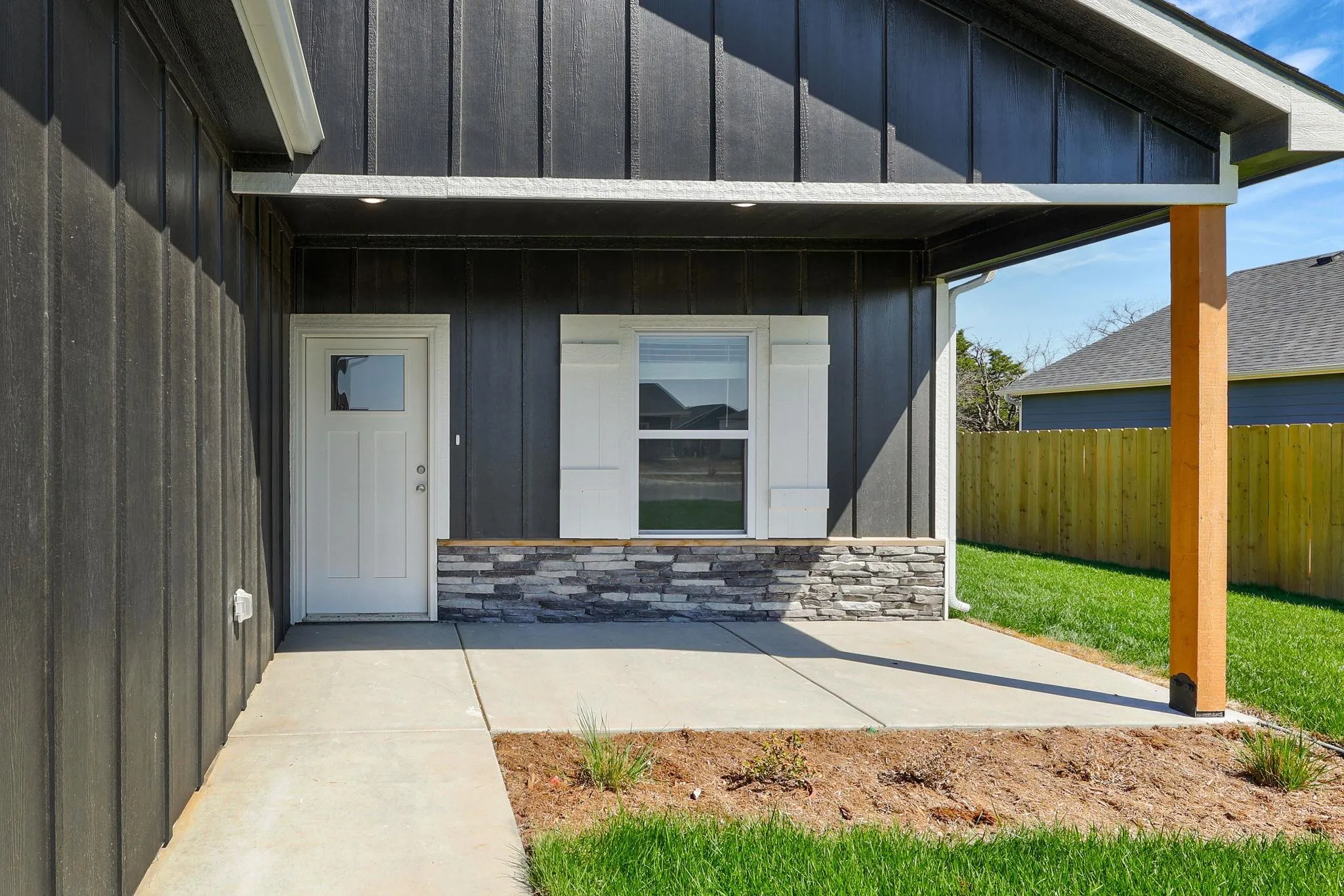 Valley Center, Kansas 67147, United States, 3 Bedrooms Bedrooms, ,2 BathroomsBathrooms,Residential,Active,209781