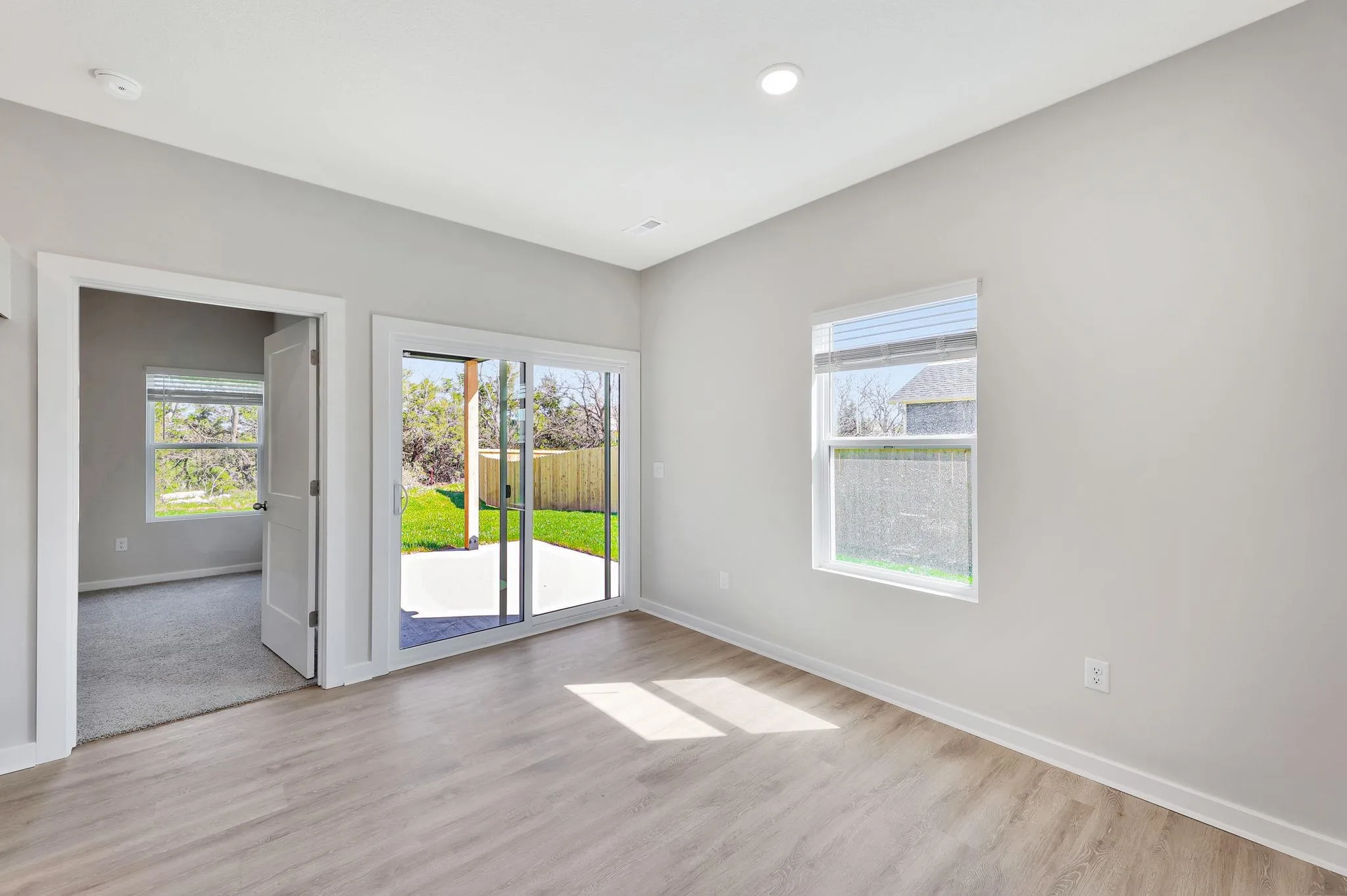 Valley Center, Kansas 67147, United States, 3 Bedrooms Bedrooms, ,2 BathroomsBathrooms,Residential,Active,209781