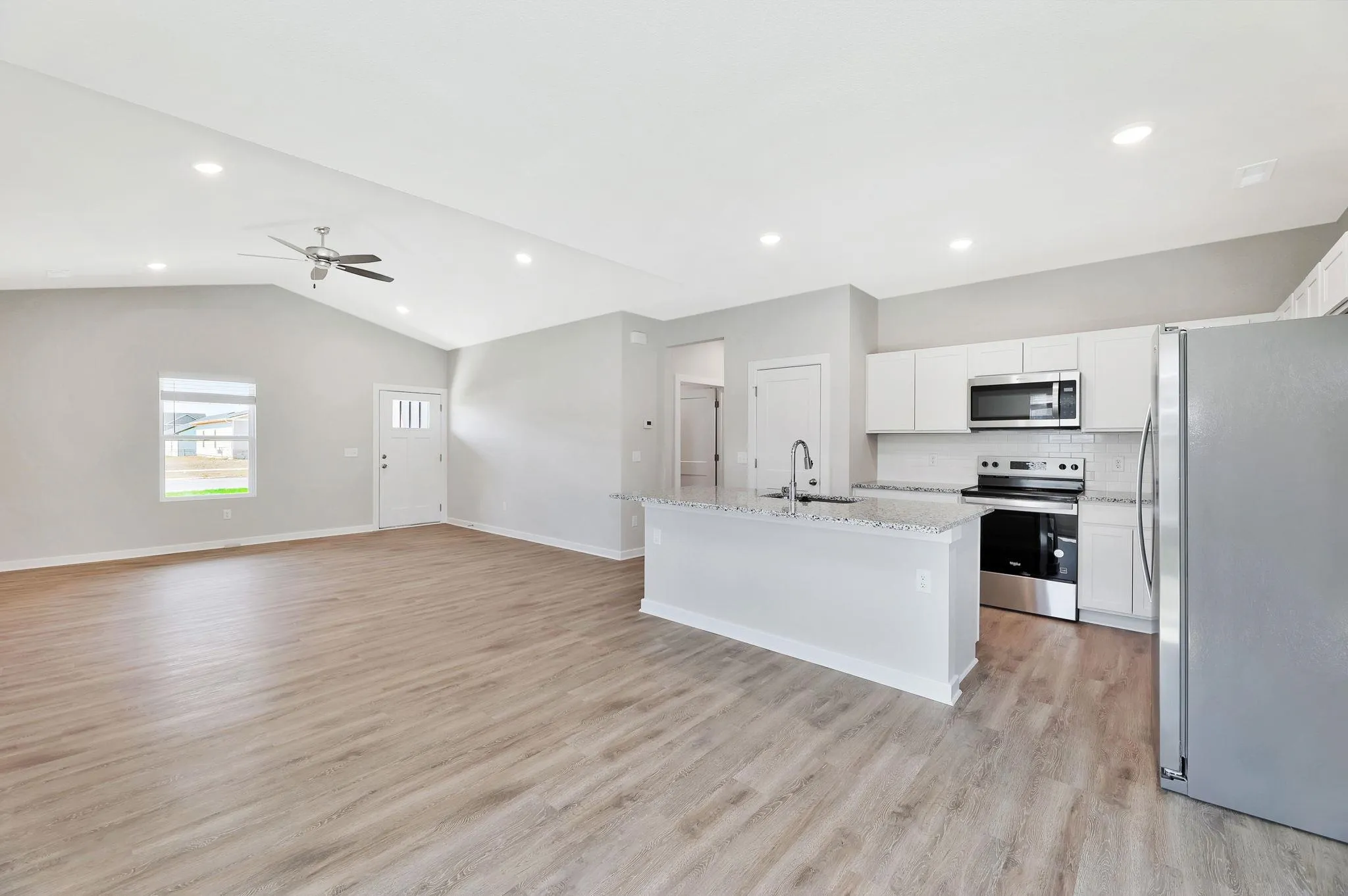 Valley Center, Kansas 67147, United States, 3 Bedrooms Bedrooms, ,2 BathroomsBathrooms,Residential,Active,209781