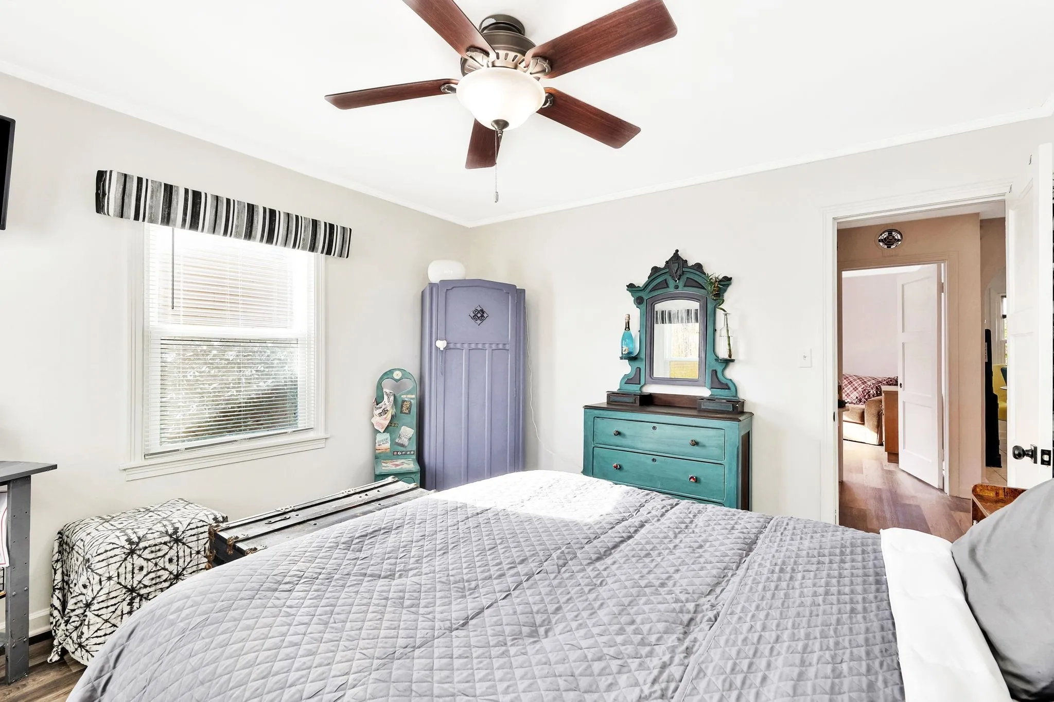 Wichita, Kansas 67218, United States, 2 Bedrooms Bedrooms, ,1 BathroomBathrooms,Residential,Pending,18849