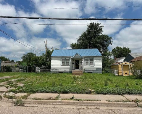 Homes For Sale - 2910 19th St<br/> Great Bend, KS 67530
