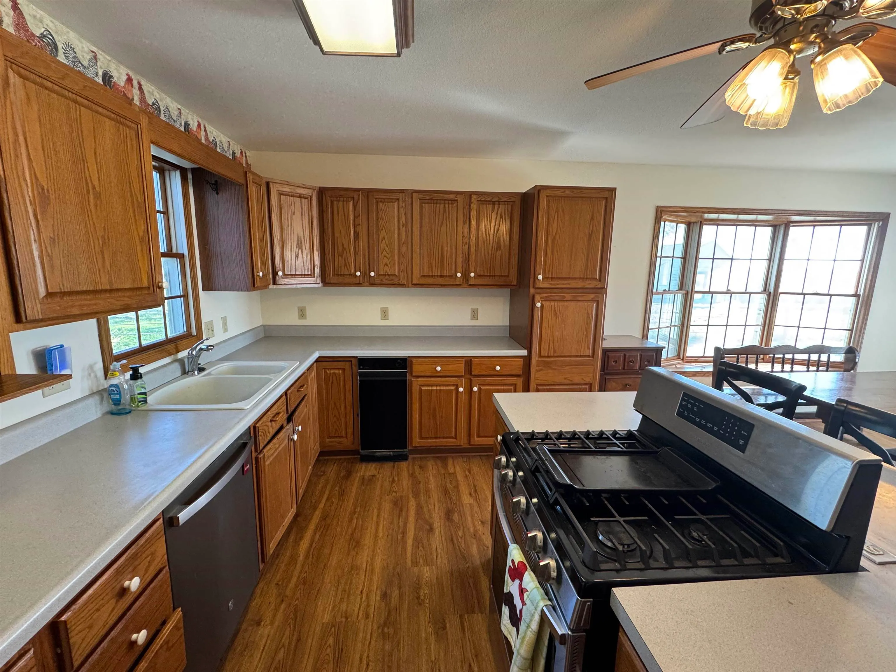 Winfield, Kansas 67156, United States, 3 Bedrooms Bedrooms, ,2 BathroomsBathrooms,Residential,Active,237979